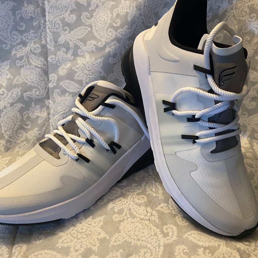 Fabletics Palms Performance Sneaker White/Black Size 7.5